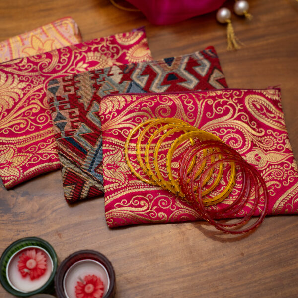 Sangeet Return Favour Hamper – Banarasi Pouch, Bangles & Bindi Set @ ₹415